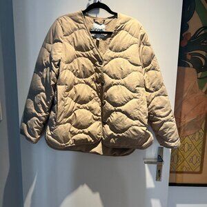 COS Quilted Long Sleeve Button front Tan Puffer jacket Women's size Medium